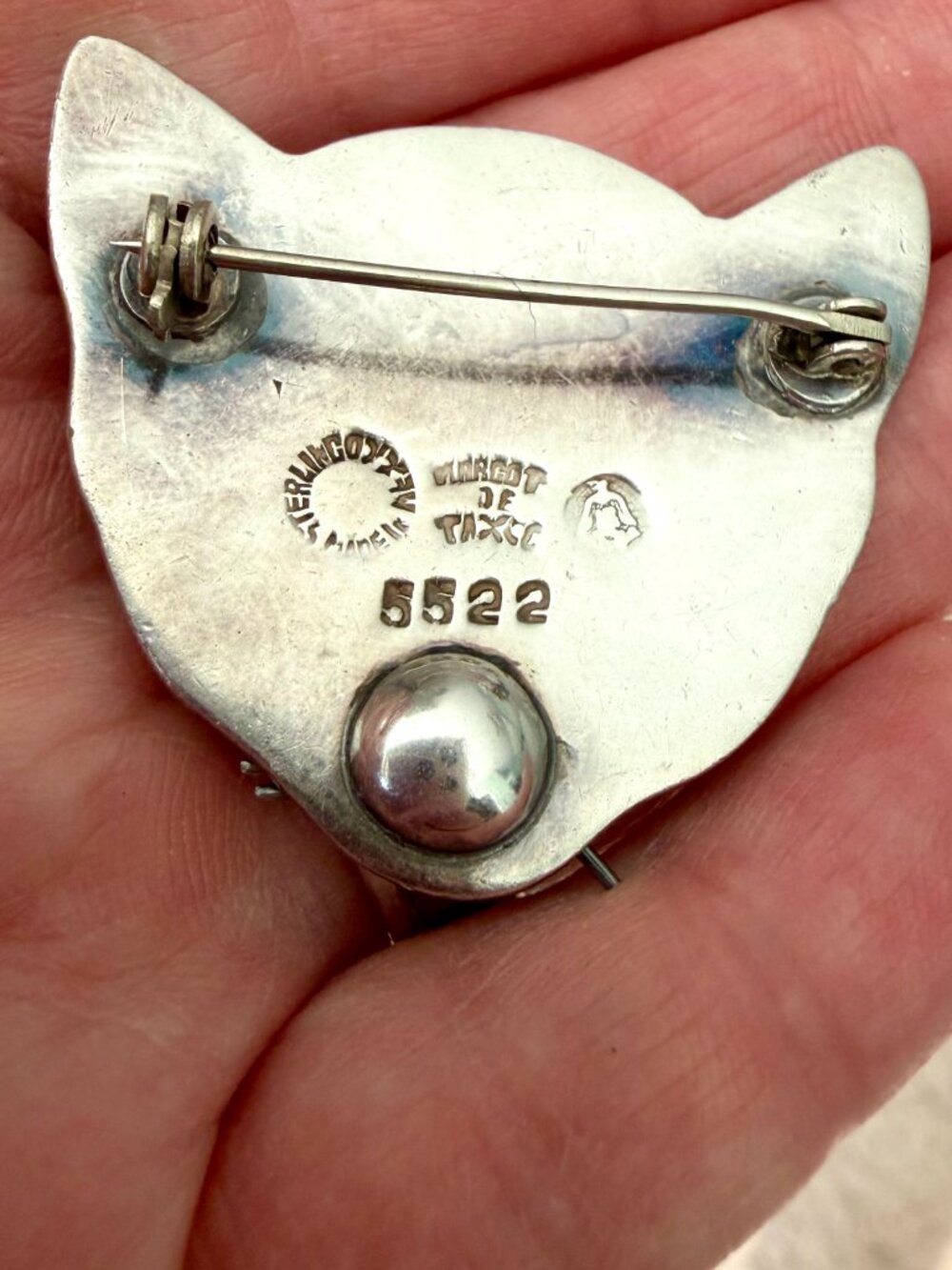 Vintage Margot de Taxco Sterling Silver & Enamel Cat Face Pin - Picture 7 of 8